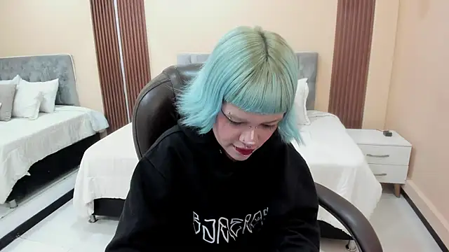 Snapshot of Bela_Craxkerr chatting on 24, 6, 2026 Bela Craxkerr online show from 24, 6, 2026