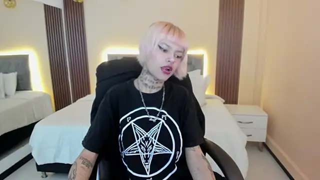 Snapshot of Bela_Craxkerr chatting on 21, 5, 2026 Bela Craxkerr online show from 21, 5, 2026