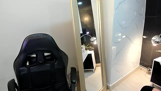 KomiCatt online show from 9, 3, 2026