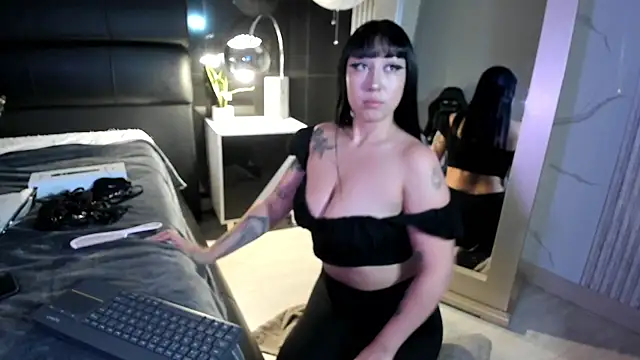 KomiCatt online show from 17, 2, 2026