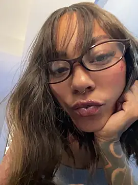LizStorm  online show from 30, 6, 2026