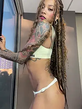 LizStorm  online show from 25, 7, 2026