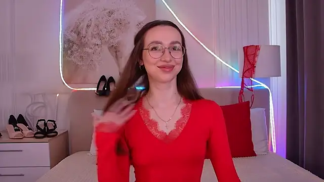 Snapshot of Emily_Simon chatting on 14, 6, 2026 Emily Simon online show from 14, 6, 2026