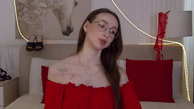 Snapshot of Emily_Simon chatting on 23, 4, 2026 Emily Simon online show from 23, 4, 2026