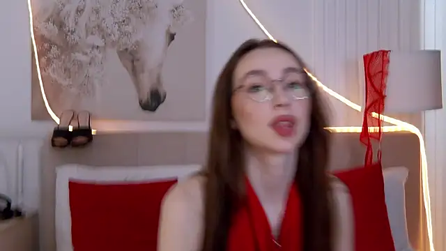 Snapshot of Emily_Simon chatting on 9, 5, 2026 Emily Simon online show from 9, 5, 2026