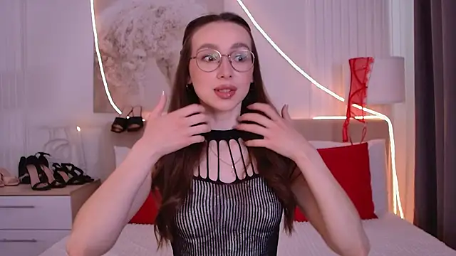 Snapshot of Emily_Simon chatting on 1, 6, 2026 Emily Simon online show from 1, 6, 2026