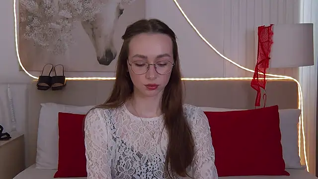 Emily Simon online show from 16, 4, 2026