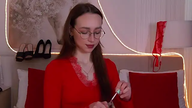 Emily Simon online show from 21, 3, 2026