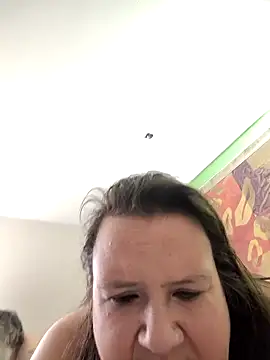 luvbug28 online show from 9, 3, 2026