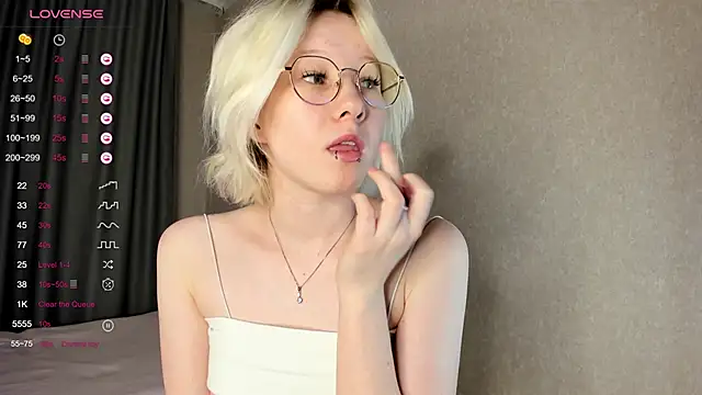 Allettaevee online show from 24, 3, 2026