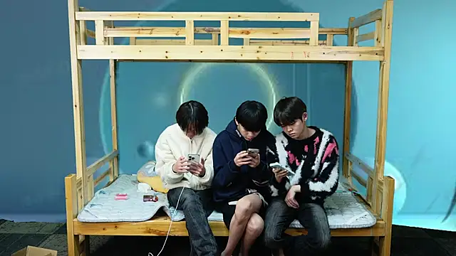 xiaohuangren01 online show from 14, 1, 2026