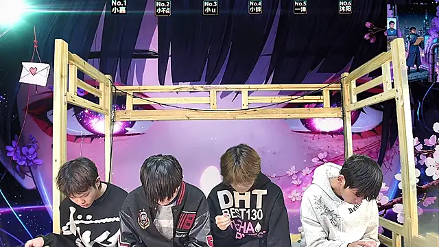 xiaohuangren01 online show from 25, 3, 2026