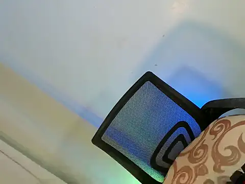 touch my body1 online show from 7, 2, 2026