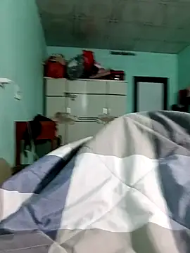 lylinhjim online show from 1, 2, 2026