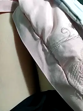 lylinhjim online show from 1, 2, 2026