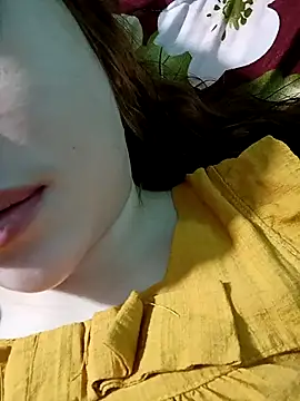 lylinhjim online show from 27, 2, 2026