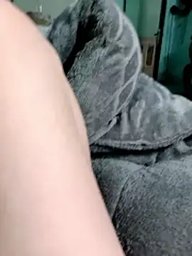 lylinhjim online show from 13, 2, 2026