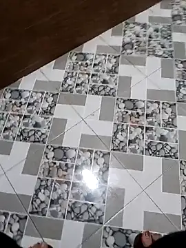 lylinhjim online show from 7, 2, 2026