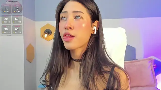 Snapshot of internett_sweetheart chatting on 14, 6, 2026 internett sweetheart online show from 14, 6, 2026