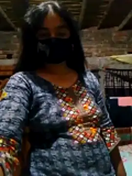 Hot Sweeti online show from 1, 4, 2026