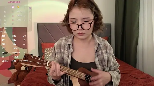 nullgirl online show from 4, 4, 2026