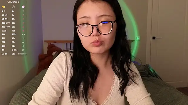 Snapshot of nullgirl chatting on 21, 5, 2026 nullgirl online show from 21, 5, 2026