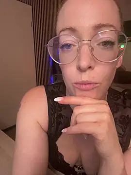 Lea-Kirsch online show from 15, 7, 2026
