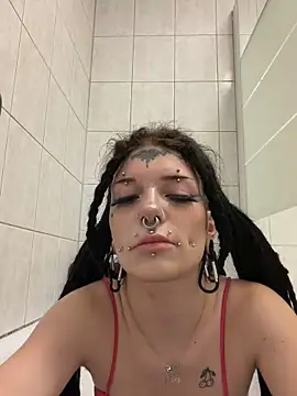 demonLamia online show from 7, 6, 2026