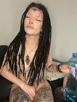 demonLamia online show from 26, 4, 2026