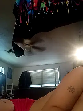 LadySn0w26 online show from 7, 5, 2026