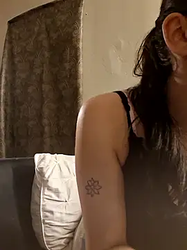 LadySn0w26 online show from 11, 4, 2026