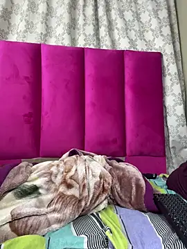 NaughtyShawdy online show from 4, 6, 2026