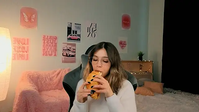 dinnerwithflowers online show from 3, 3, 2026