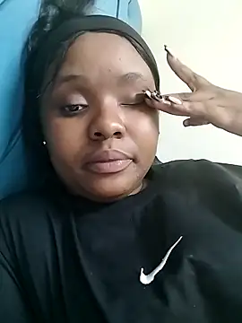 LUNAARXO1 online show from 19, 4, 2026