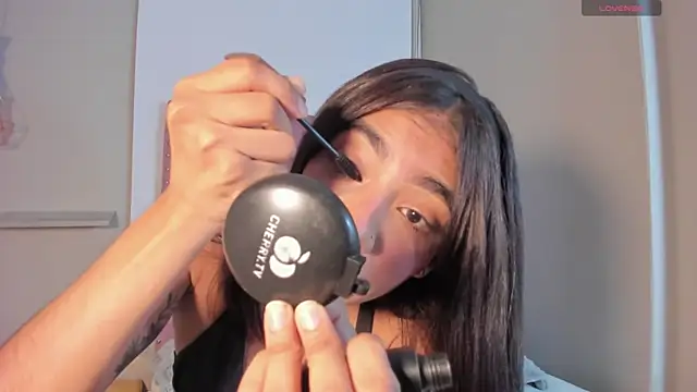 Scarlet Vixen  online show from 18, 4, 2026