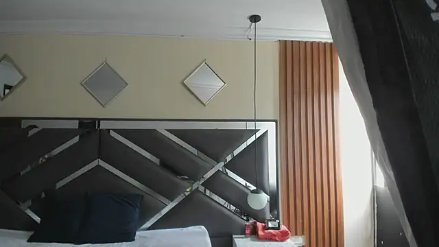 Ambarross  online show from 27, 3, 2026