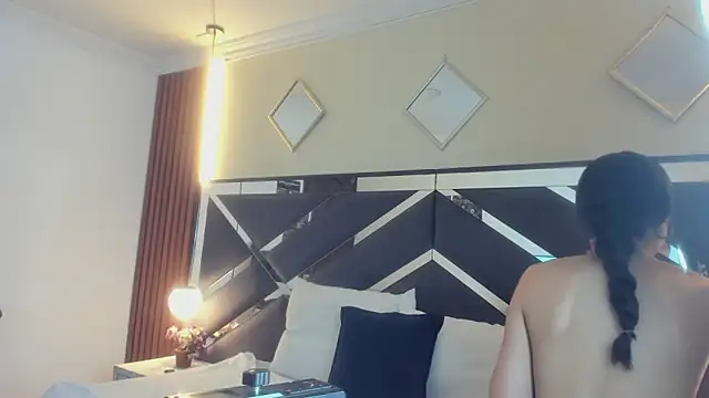 Ambarross  online show from 16, 4, 2026