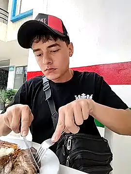 attractive-sexx online show from 4, 4, 2026