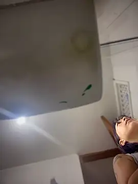 Namii cute online show from 1, 2, 2026