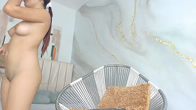 sofia laverde online show from 24, 4, 2026