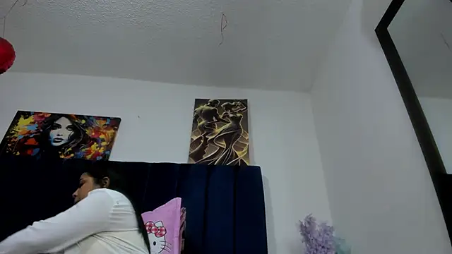 Bombom brown1 online show from 12, 2, 2026