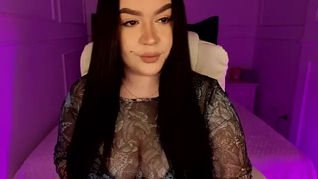 tinafox  online show from 11, 4, 2026