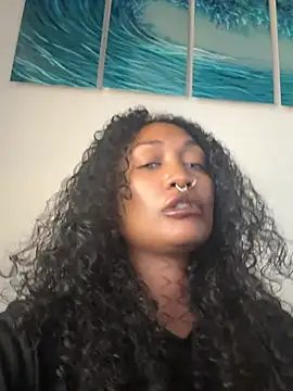 Snapshot of HennaTheGoddess chatting on 12, 6, 2026 HennaTheGoddess online show from 12, 6, 2026