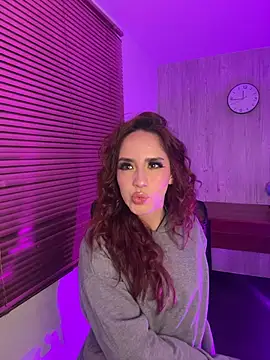 elodie rouge online show from 12, 2, 2026