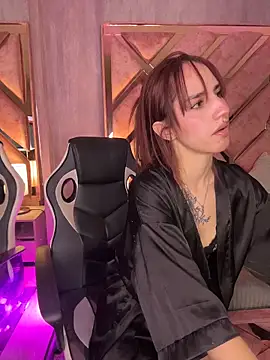 elodie rouge online show from 23, 4, 2026