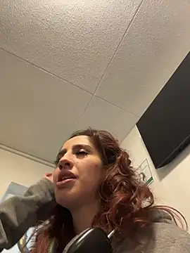 Snapshot of elodie_rouge chatting on 15, 7, 2026 elodie rouge online show from 15, 7, 2026