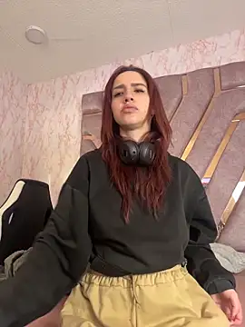 elodie rouge online show from 7, 4, 2026