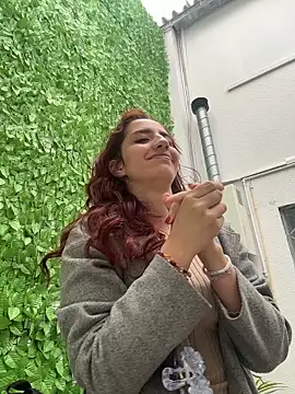 elodie rouge online show from 18, 4, 2026