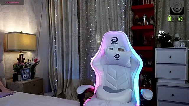 Snapshot of AshleyVasquezX chatting on 14, 5, 2026 AshleyVasquezX online show from 14, 5, 2026