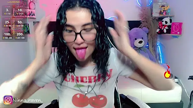 Snapshot of AriaDark chatting on 27, 5, 2026 AriaDark online show from 27, 5, 2026